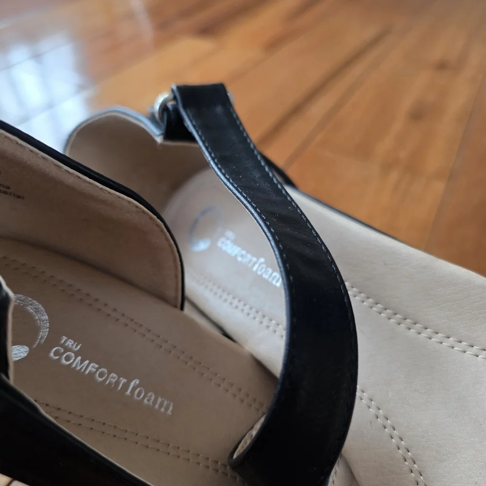 Journee Tillis Black High Heel Pump Tru‎ Comfort Foam Size 9.5
